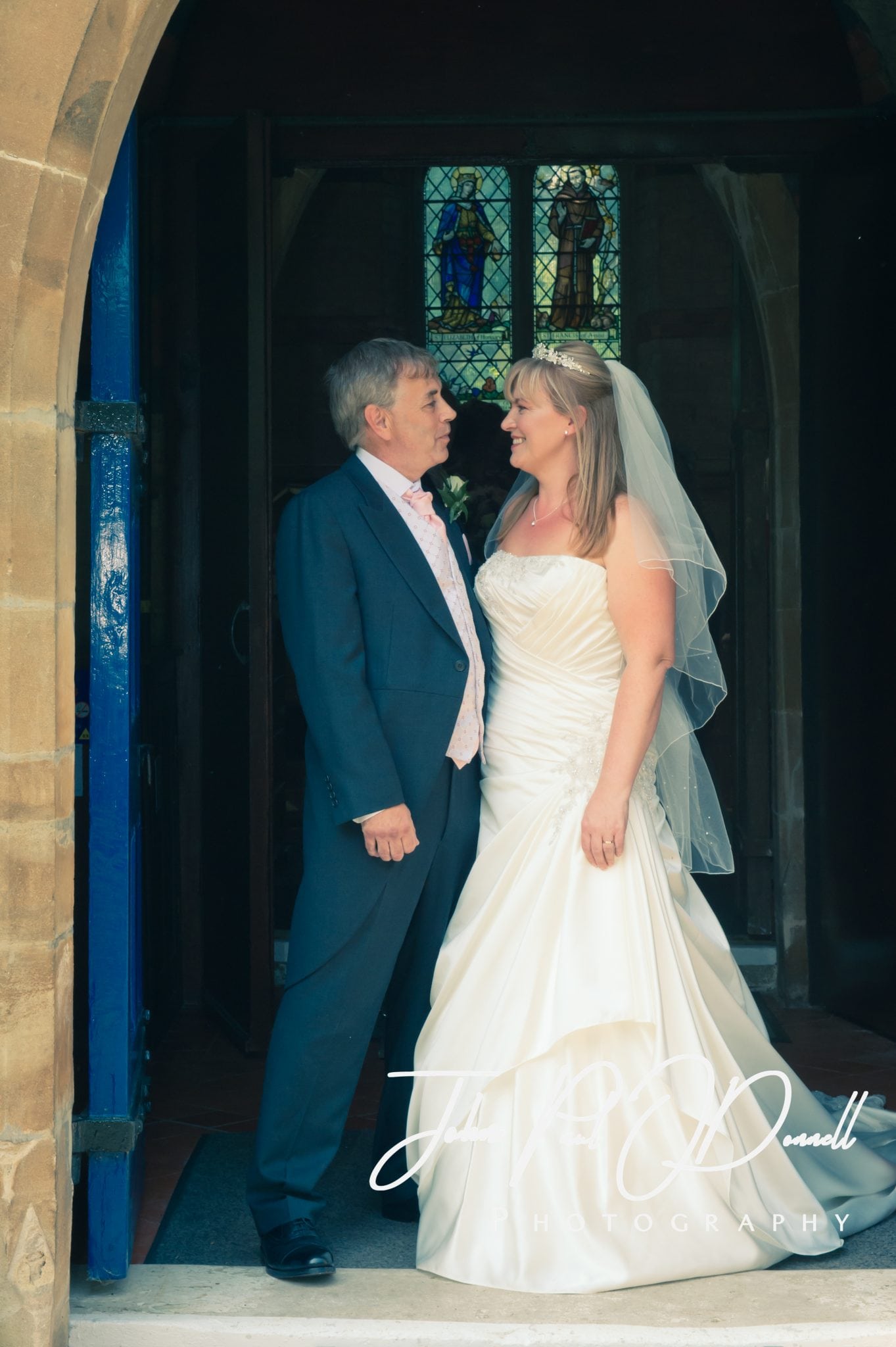 Nicola and Simons Wedding – Photographer Hertfordshire Theobalds Park