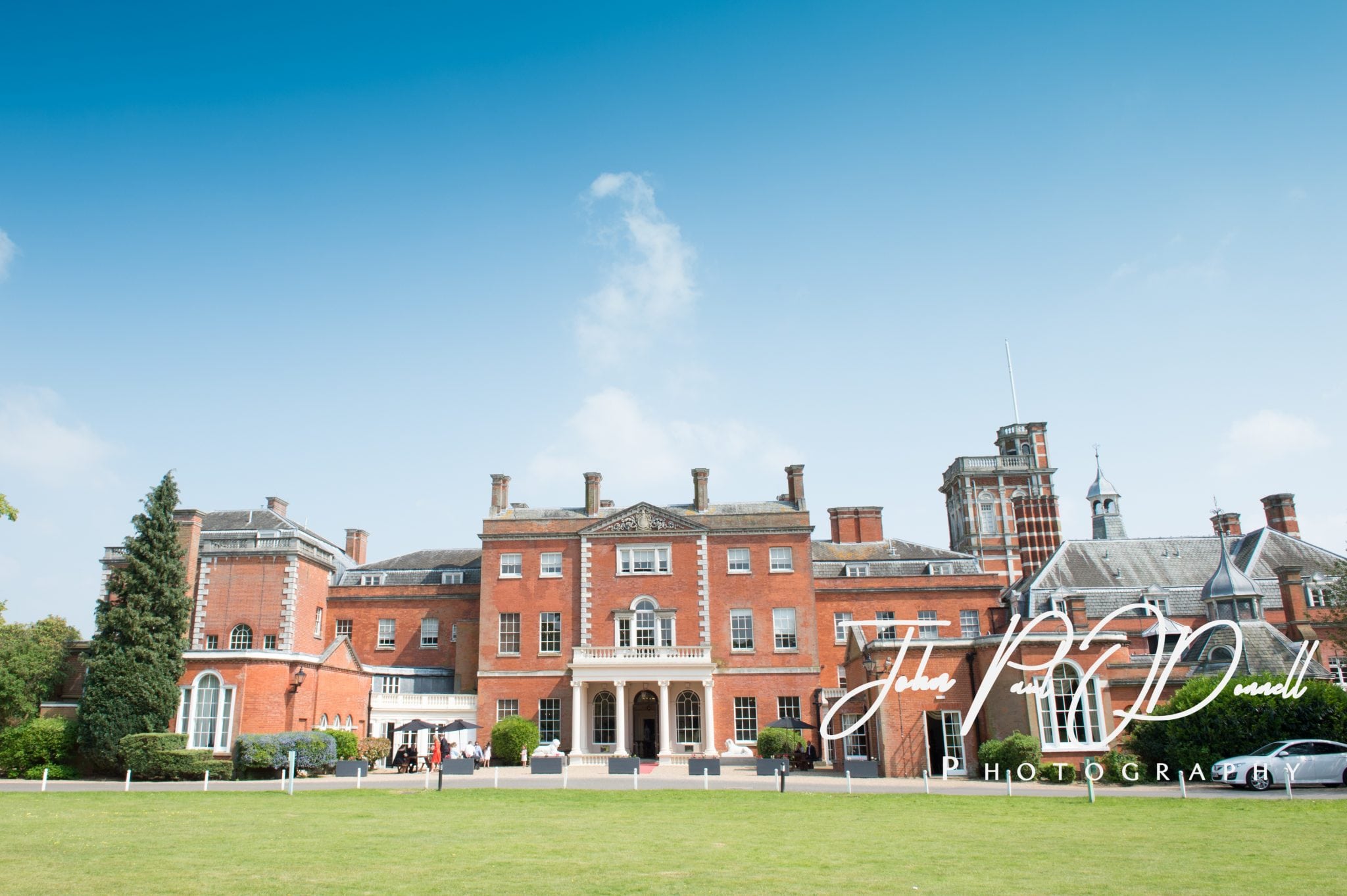 Nicola and Simons Wedding – Photographer Hertfordshire Theobalds Park