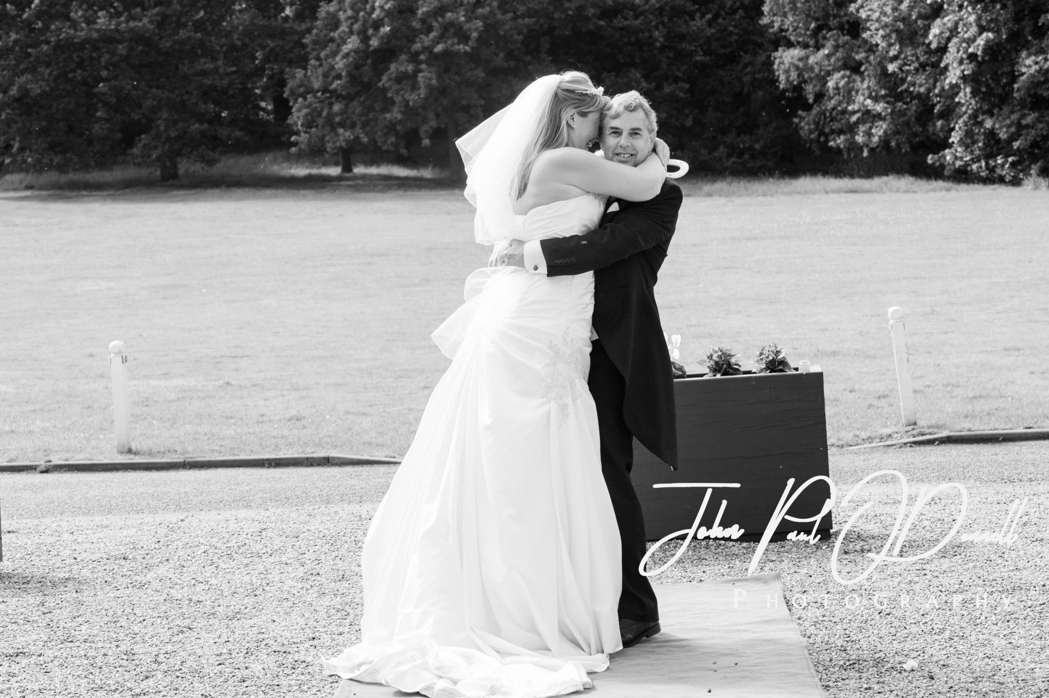 Nicola and Simons Wedding – Photographer Hertfordshire Theobalds Park