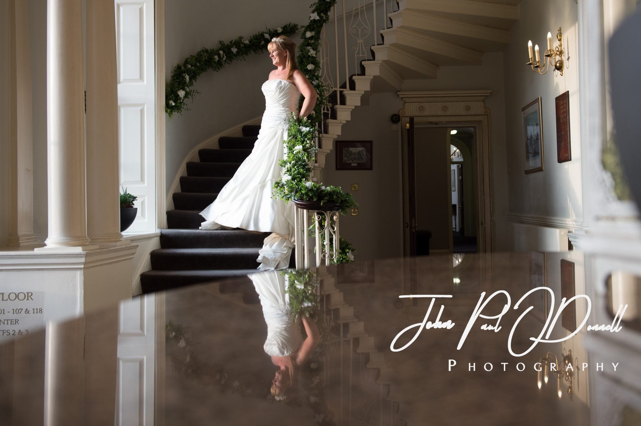 Nicola and Simons Wedding – Photographer Hertfordshire Theobalds Park