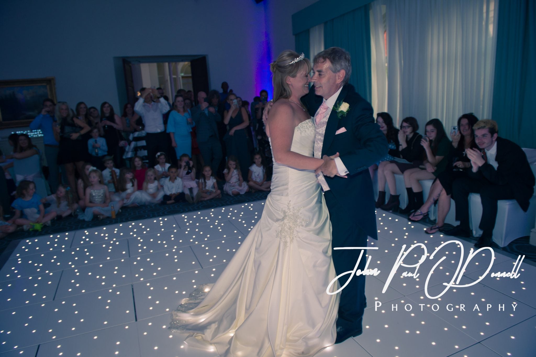 Nicola and Simons Wedding – Photographer Hertfordshire Theobalds Park