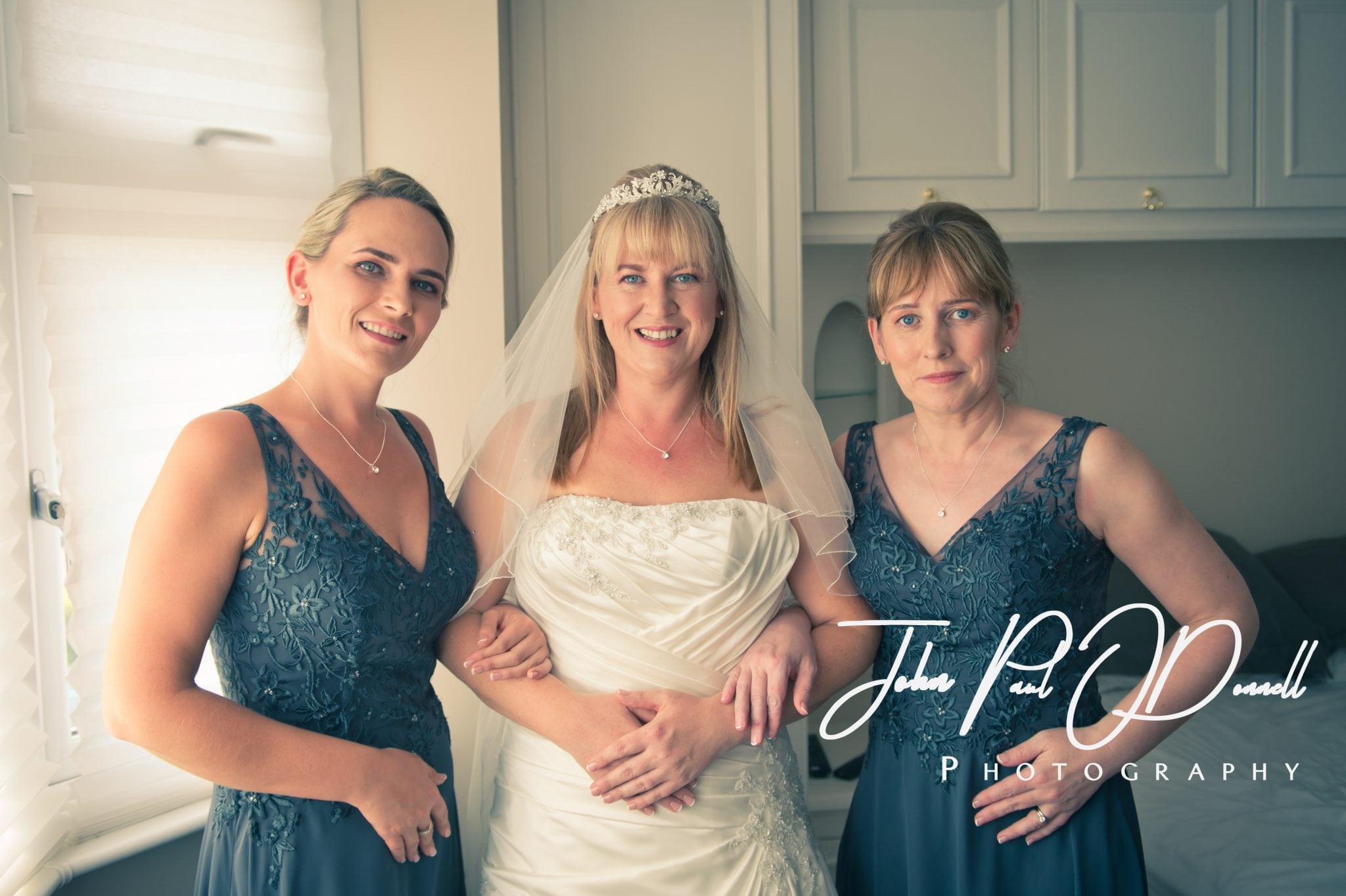 Nicola and Simons Wedding – Photographer Hertfordshire Theobalds Park